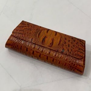 JADA Croc embossed clutch